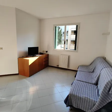 Holiday Homes Marina