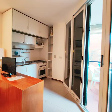 Homes Marina 아파트 푼타알라
